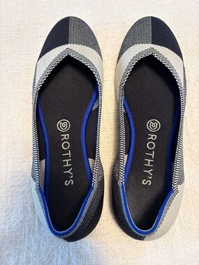 Rothy's Black and Cream Knit Ballet Flats with Blue Trim